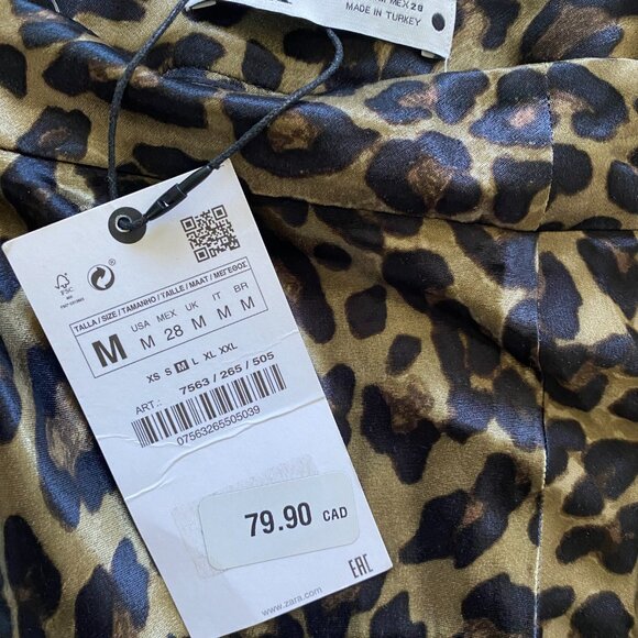 Zara satin leopard print maxi skirt - Size Medium - Picture 2 of 3